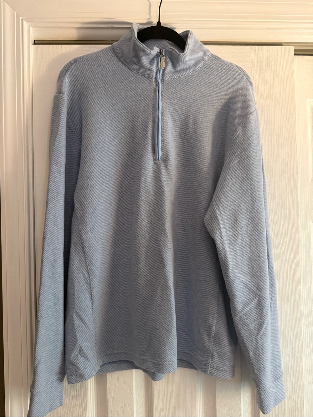 Vineyard Vines Men’s Calmwater Quarter-Zip Sweater.